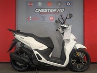 Voge SR16 125cc Scooter