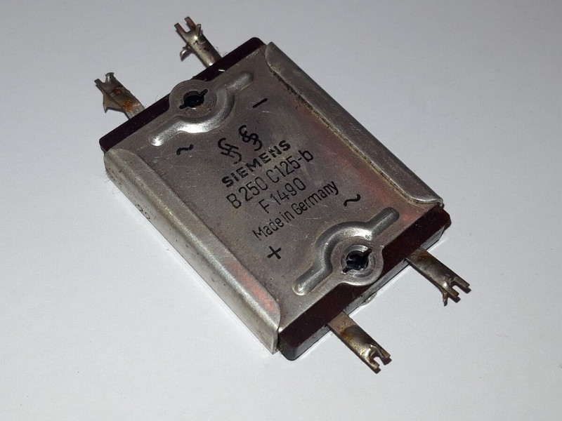 Gleichrichter Siemens B250 C125-B  Aus Phlips Philetta B2d23a - RÃ¶Hrenradio