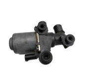 BMW E46 325i 02-06 2,5i 141KW Wasserventil Ventil Heizung BMW E46 325i 02-06 04.03.2003 64118369805 8369805... Vorschau 1