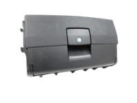 Audi A3 8P 04-08 5T Ablagefach Staufach Fach Rechts Vorne Audi A3 8P 04-08 12.10.2007 8P0881578 gebraucht Vorschau 1