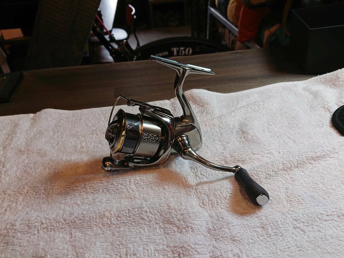 Shimano Reel Spinning Reel 18 Stella C2000SHG Excellent Free
