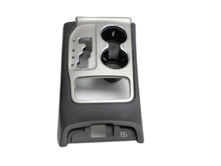 Jeep Grand Cherokee WK2 10-13  Becherhalter Getränkehalter  - Bild 1