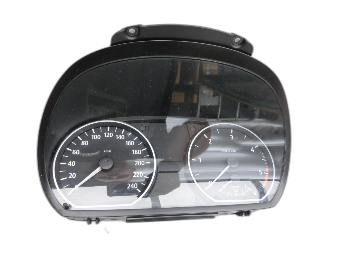 BMW E87 1er 04-07 2,0d 120KW Kombiinstrument Tacho  - Bild 1