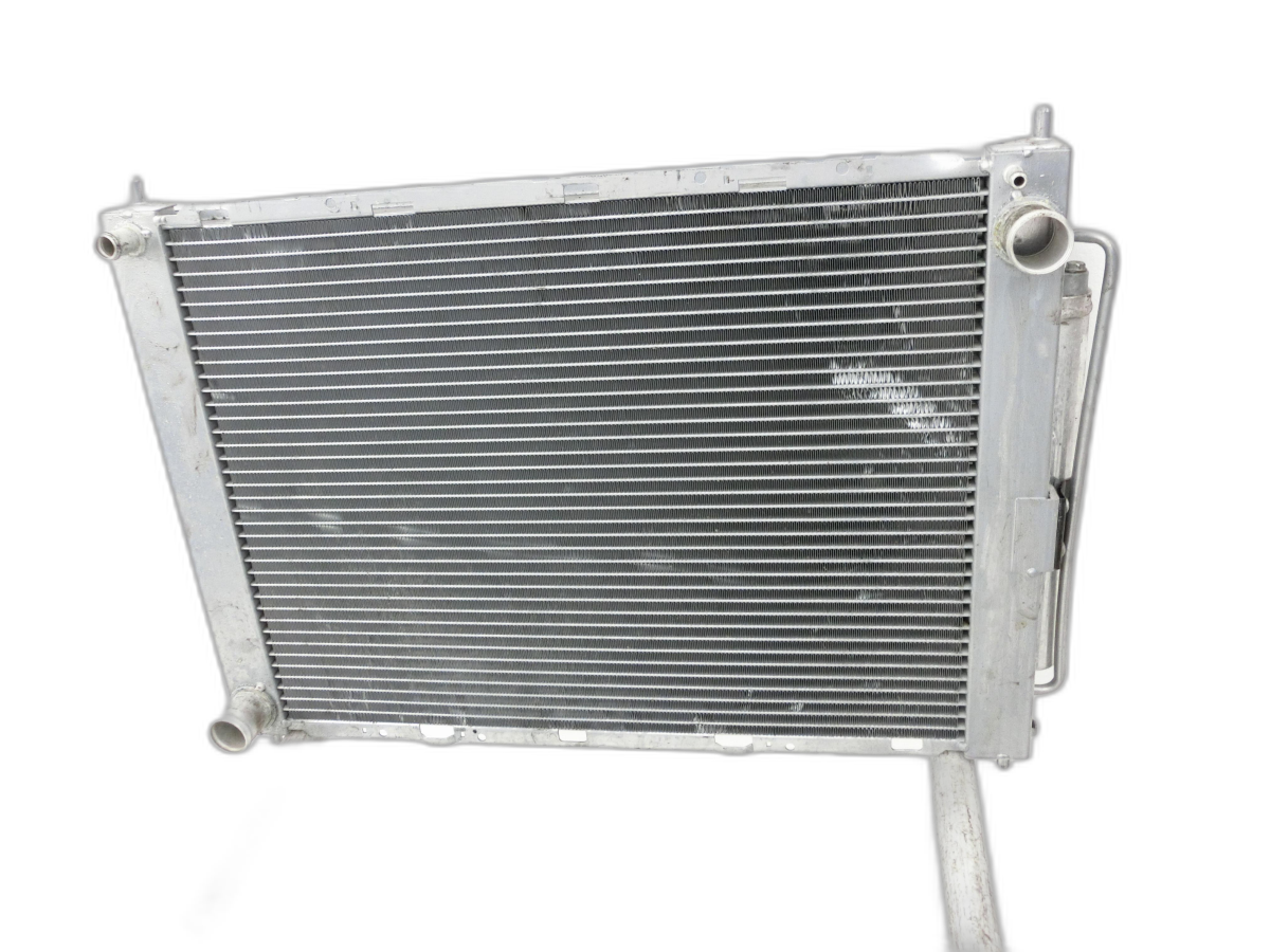 Renault Clio III 3P 09-12 1,2 55KW Wasserkühler Kühler mit Kondensator  - Bild 1