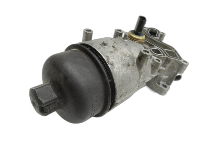 Citroen C4 Cactus 14-18 HDI 90 1,6 68KW DV6FD  Ölfiltergehäuse Gehäuse Halter für Ölfilter  - Bild 1