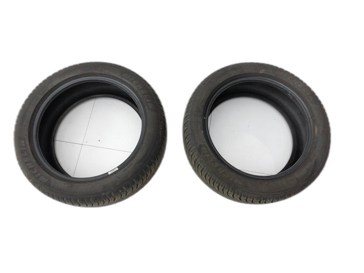 Toyota Avensis T25 06-08 2x Reifen Ganzjahresreifen Michelin 215/50R17 95W 5.9-6.4mm  - Bild 1