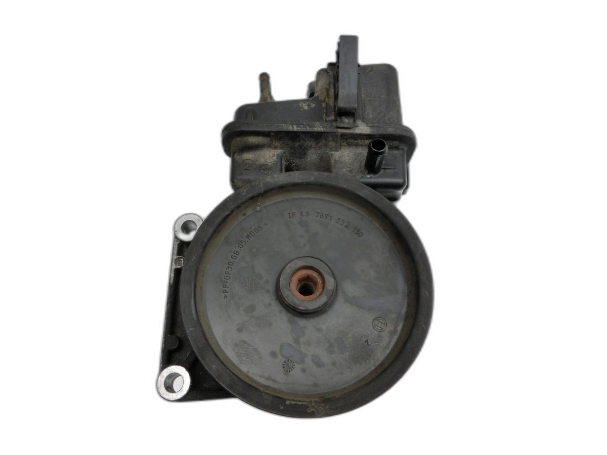 Mercedes W204 S204 C220 07-14 CDI 2,2 125KW Servopumpe Hydraulikpumpe für Lenkung - Bild 1