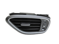 Hyundai I30 PD 20-25 Luftdusche Luftdüse Links Hyundai I30 PD 20-25 03.11.2017 gebraucht Vorschau 1