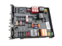 Audi A3 8P 04-08 TDI 1,9 77KW Sicherungskasten Zentralelektrik E-Box Audi A3 8P 04-08 23.11.2004 1K0937124K gebraucht Vorschau 1