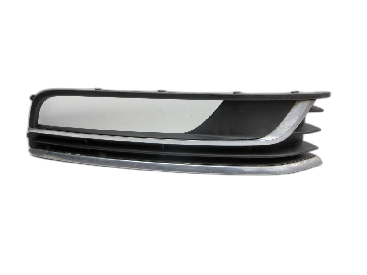 VW Passat 3C B7 10-15 Blende für Nebelscheinwerfer Stoßstange Rechts  - Bild 1