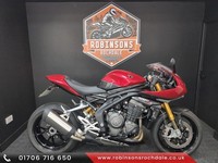 2022 22 Triumph Speed Triple 1200RR with 2318 miles