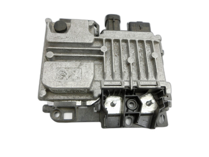 Peugeot 2008 I 16-19 Steuergerät ECU Modul SG für Start Stop Spannungs Controller Peugeot 2008 I 16-19 30.06.2016... Bild 1