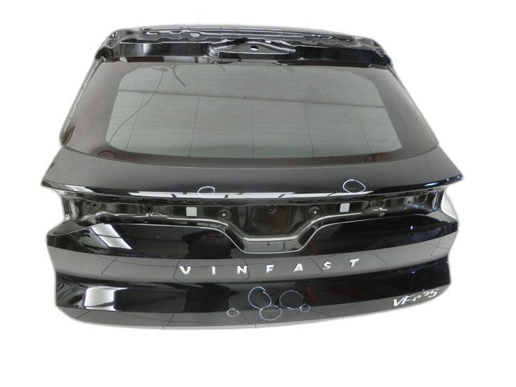 Vinfast VF8  Heckklappe Kofferraumdeckel            - Bild 1