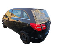 Mercedes B180 W246 11-14 USB Buchse Anschluss Mercedes B180 W246 11-14 22.12.2011 gebraucht Vorschau 7