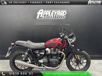 TRIUMPH SPEED TWIN 900