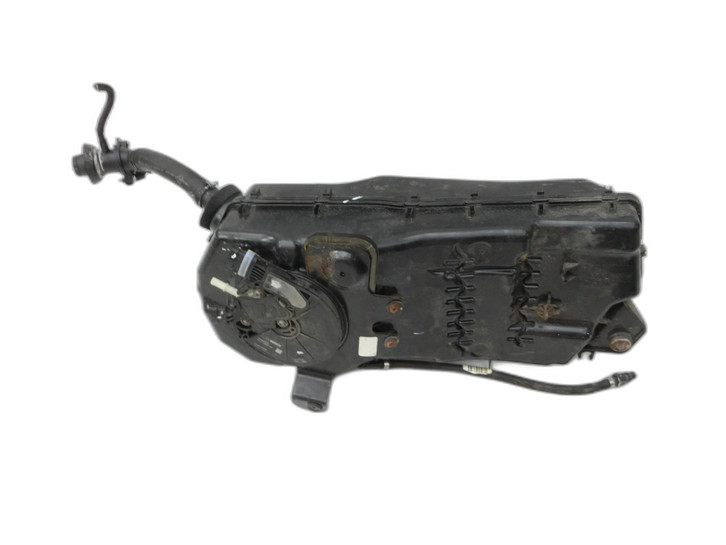 Jaguar XE X760 15-19 2,0d 132KW AdBlue Tank SCR Behälter mit Pumpe Jaguar XE X760 15-19 26.08.2018 T2H28597... Bild 1