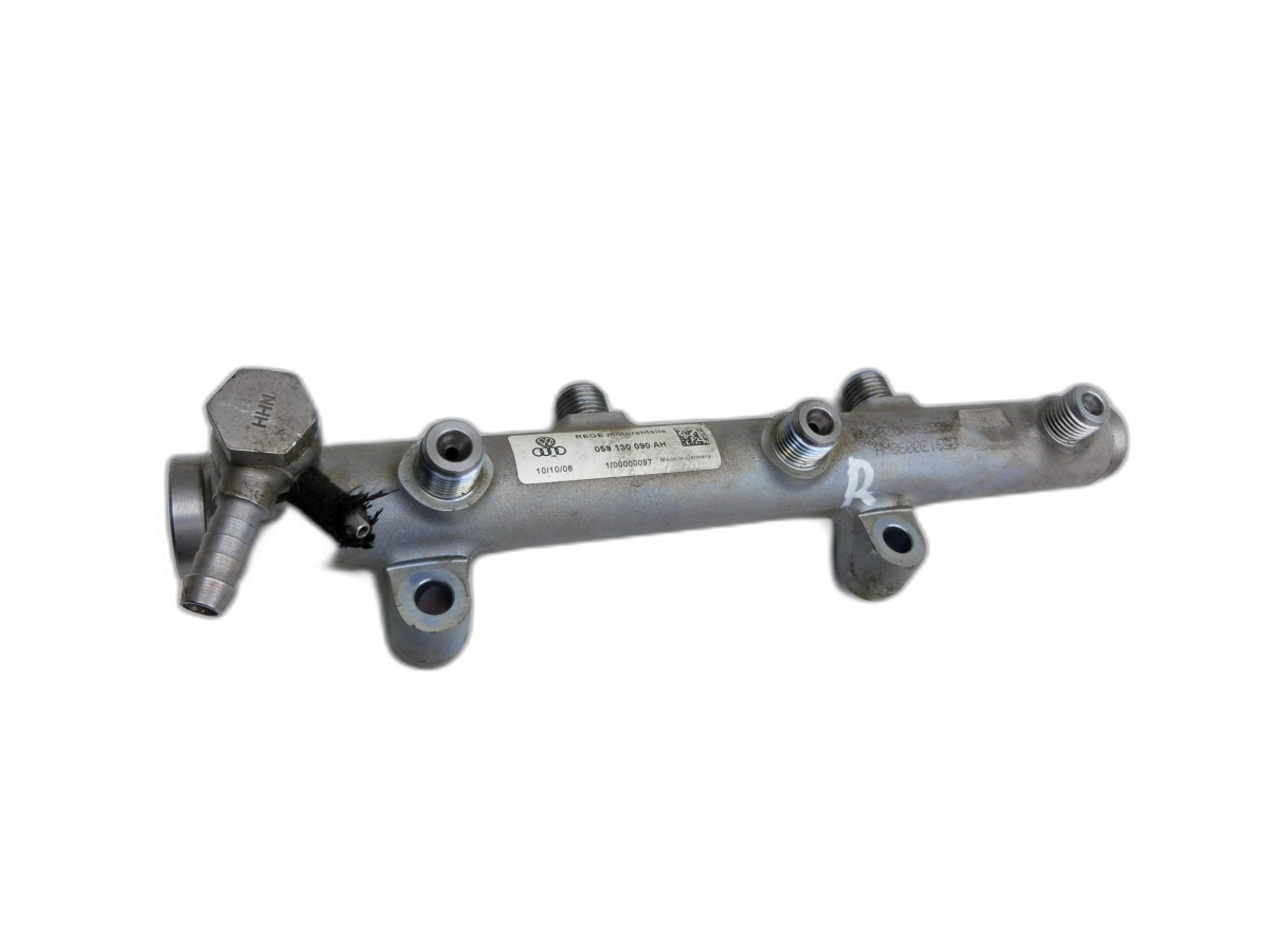 Audi A4 8K B8 07-11 TDI 3,0 140KW Hochdruck Verteiler Verteilerrohr Rechts  - Bild 1