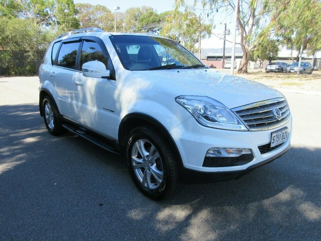 Ssangyong rexton y200