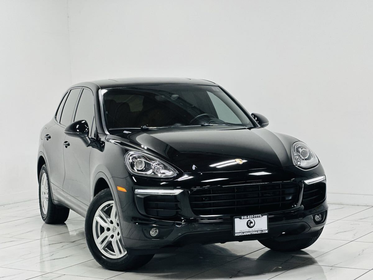 Owner 2016 Porsche Cayenne  112237 Miles Black  3.6L 6 Cylinders Automatic