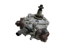 BMW X4 F26 14-18 3,0d 190KW Einspritzpumpe Hochdruckpumpe BMW X4 F26 14-18 08.04.2016 8573162 13518573162... Vorschau 1