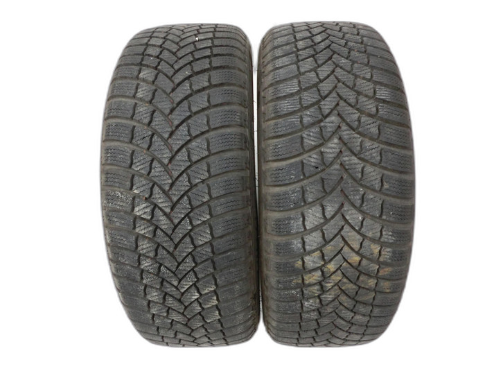 Mercedes W176 A200 12-15 2 x Reifen Winterreifen Bridgestone 205/55R16 91 H Mercedes W176 A200 12-15 05.11.2012... Bild 1
