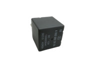 Mercedes X253 15-19 Relais Mercedes X253 15-19 14.09.2015 A0009822923 120003041 gebraucht Vorschau 1