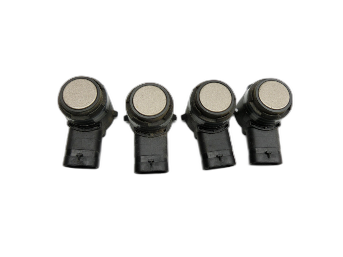 VW Golf Sportsvan 14-20 4x Abstands Sensor Parksensor PDC Hinten  - Bild 1