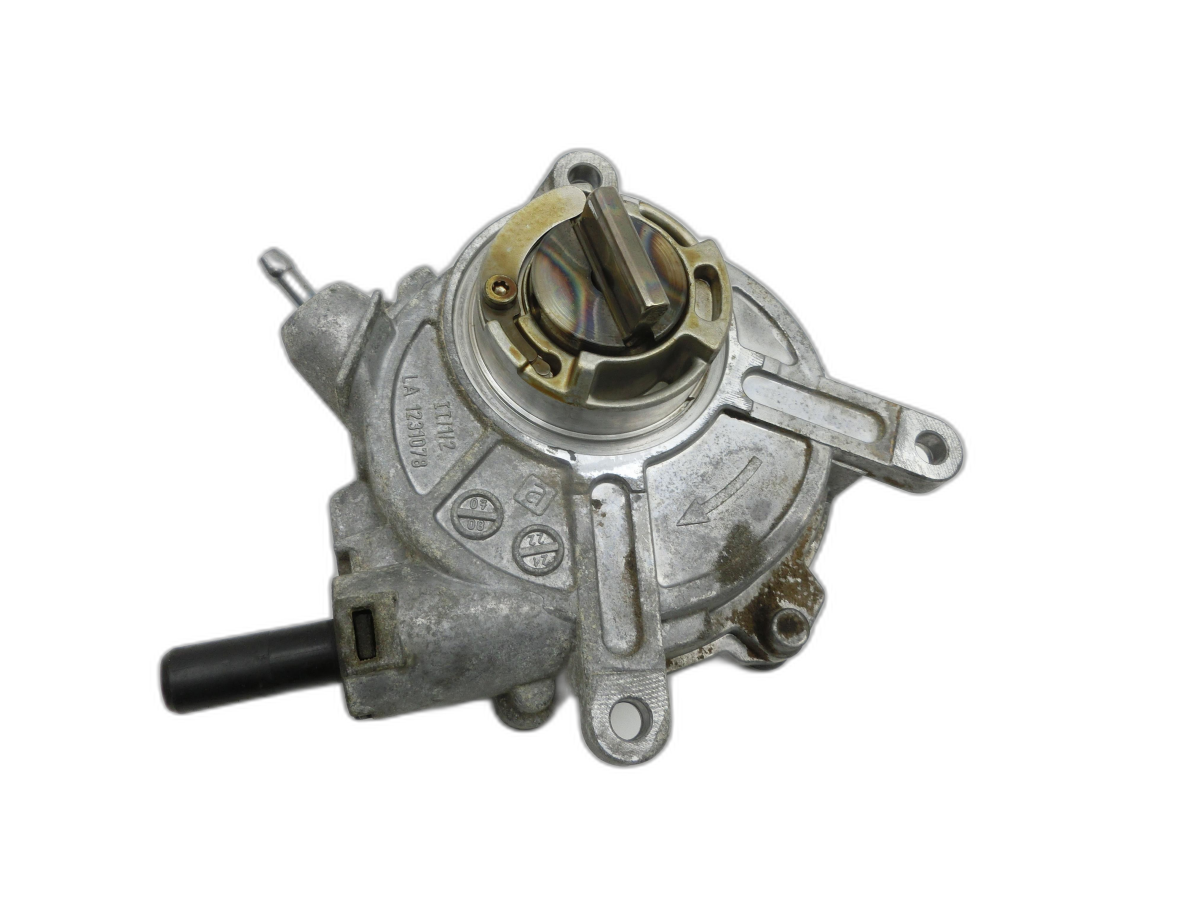 Mercedes W204 S204 C250 07-14 2,5 150KW 272921 Unterdruckpumpe Vakuumpumpe  - Bild 1