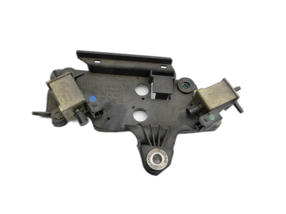 Audi A4 8E B6 00-04 2,4 125KW Magnetventil Druckwandler auf Halteplatte  - Bild 1