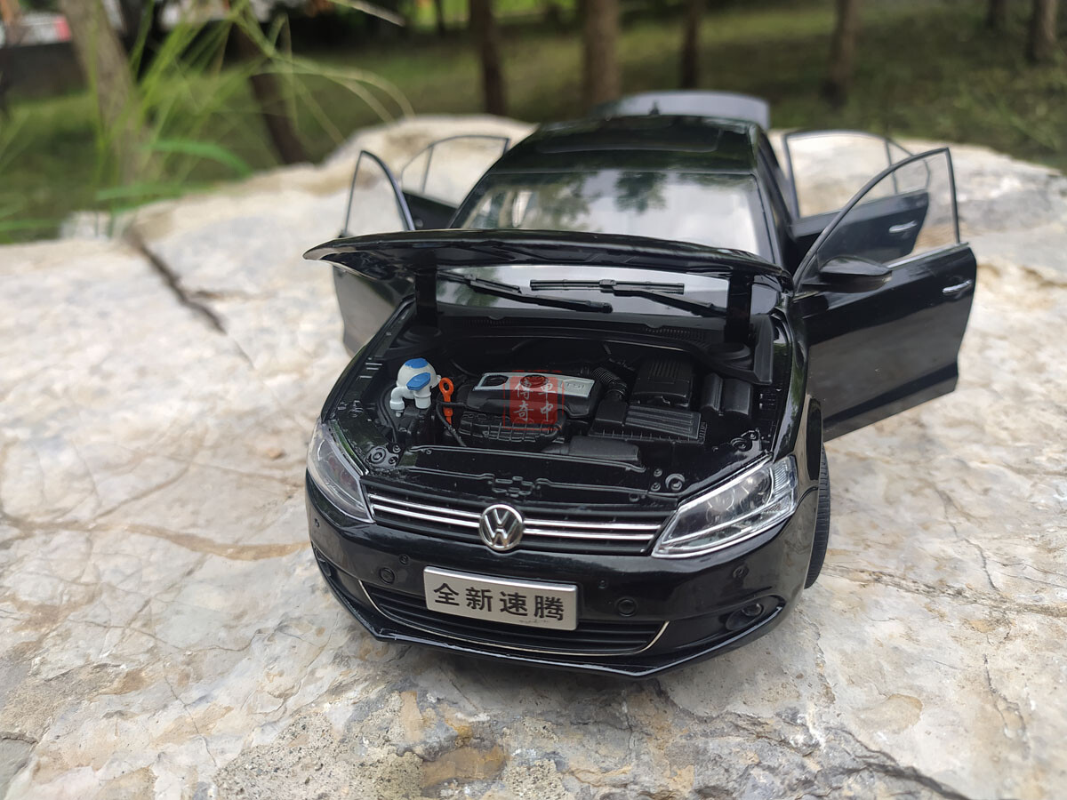 1:18 2012 Chinese New Volkswagen Sagitar black color Diecast