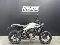 HUSQVARNA VITPILEN 125 BRAND NEW