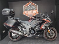 2021 21 Kawasaki Ninja 1000 SX with 14604 miles Akrapovic three box luggage +...