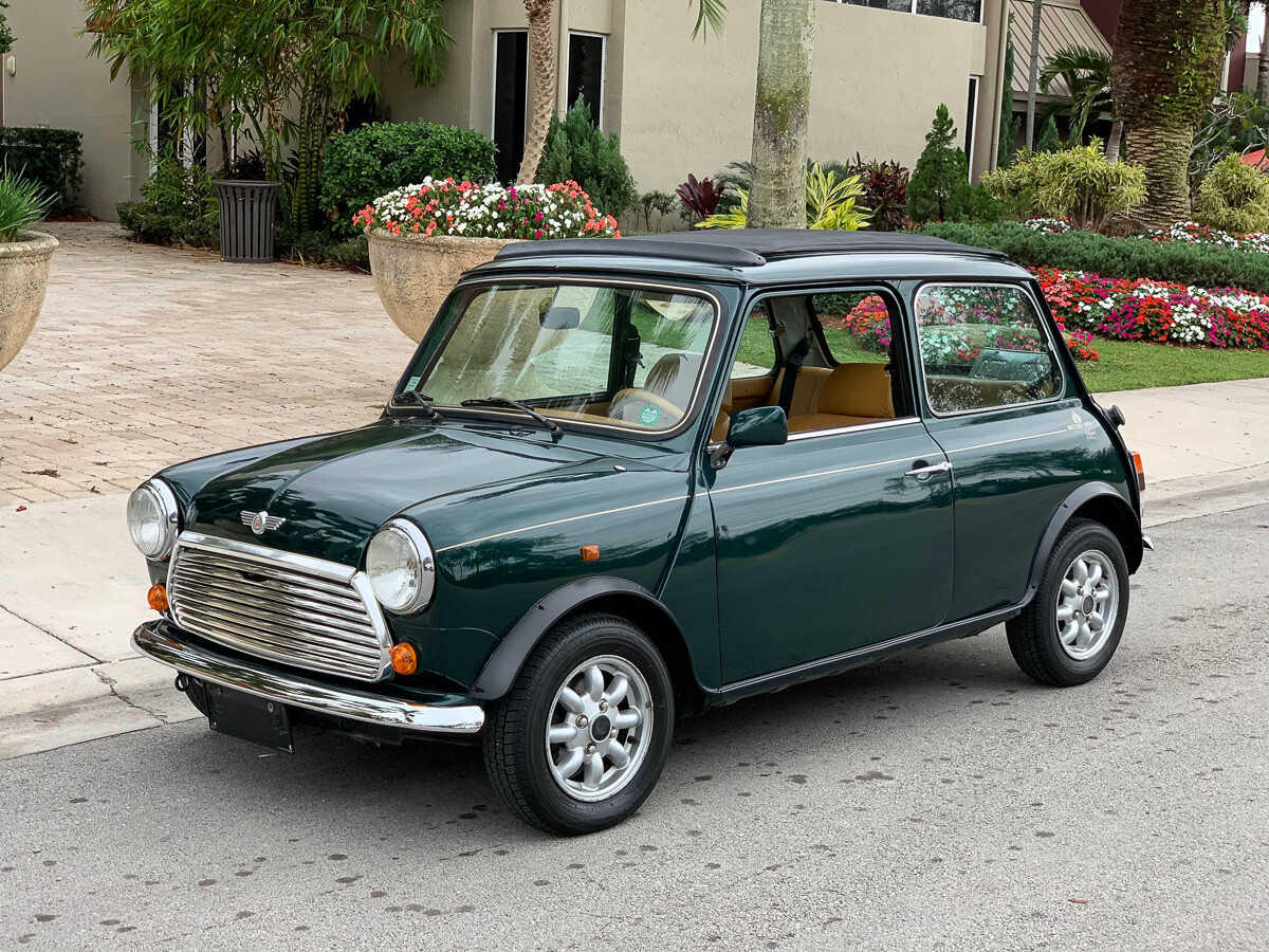 1993 Classic Mini Cooper 1300 Ragtop Similar To Fiat 500 1993 Classic Mini Cooper 1300 Ragtop Similar To Fiat 500