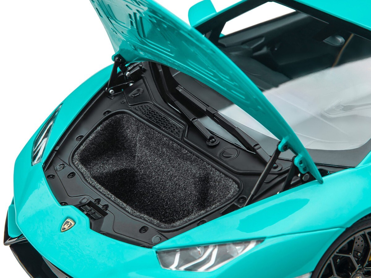 1/18AUTOart Lamborghini Huracán最終値下げにします AUTOart 1/18 Lamborghini Huracán EVO Metallic Blue Finished