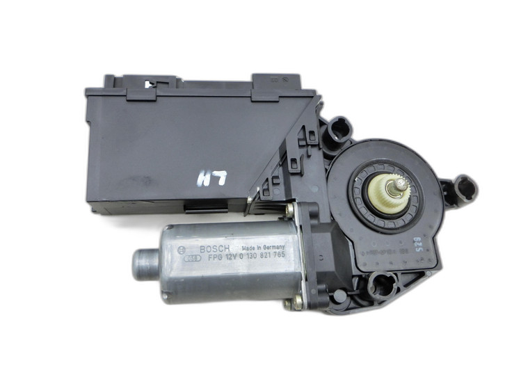 Touareg 7L 02-06 Fensterhebermotor Links Hinten Touareg 7L 02-06 02.06.2004 7L0959795 05074360 gebraucht Bild 1