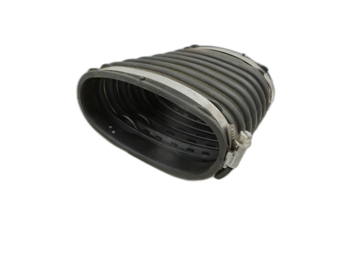 Mercedes W213 16-20 E200 d 1,6 118KW Ansaugrohr Ladeluftschlauch Luftschlauch Pos.3  - Bild 1