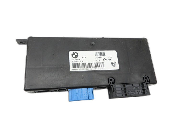 BMW F11 530dx 10-14 Steuergerät ECU Modul ZGW-02 Mid BMW F11 530dx 10-14 09.06.2011 9266409 gebraucht Bild 1