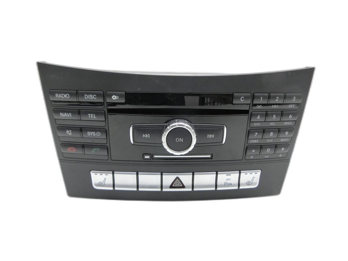 Mercedes C218 CLS 350 11-14 Navigationssystem Navi Command APS mit Schaltern Sitzheizung Sitzlüftung  - Bild 1