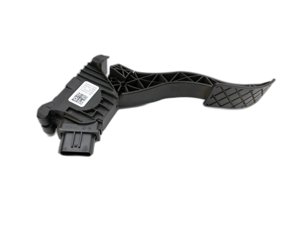 VW Passat B8 3G 14-19 TDI 1,6 88KW Gaswertgeber Gaspedal  - Bild 1