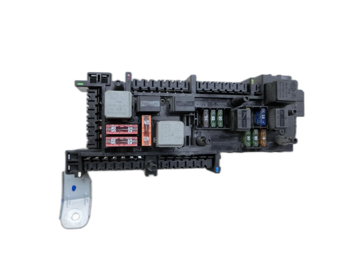 Mercedes W204 S204 C220 07-14 2,2d 125KW Sicherungskasten Zentralelektrik  - Bild 1