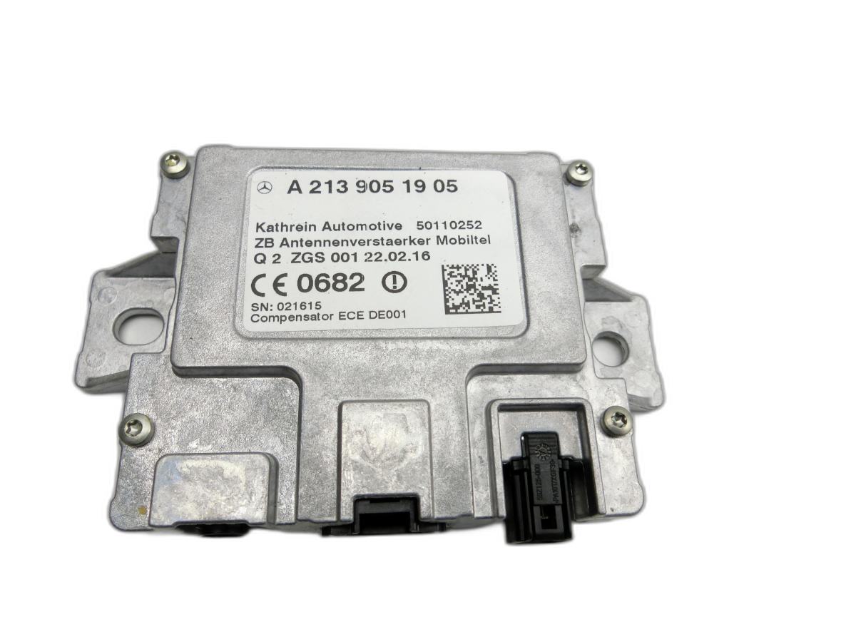 Mercedes S205 W205 14-18 Antennenverstärker Weiche Antenne  - Bild 1
