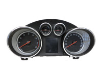 Opel Astra J P10 12-15 1,6 85KW Kombiinstrument Tacho Opel Astra J P10 12-15 14.01.2014 13442455 600775881 gebraucht Vorschau 1