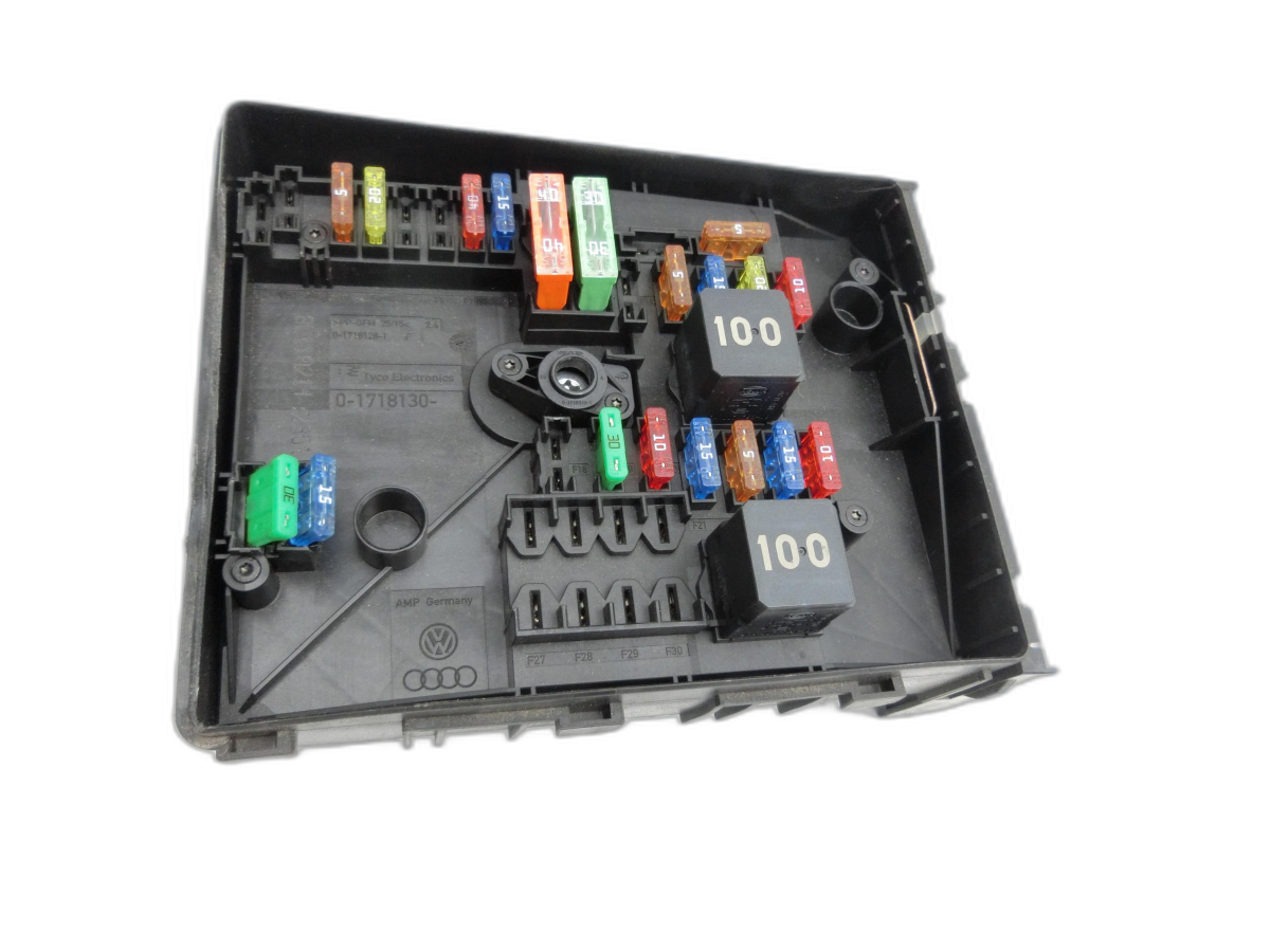 VW Caddy III 2K 10-15 TSI 1,2 77KW Sicherungskasten Zentralelektrik  - Bild 1