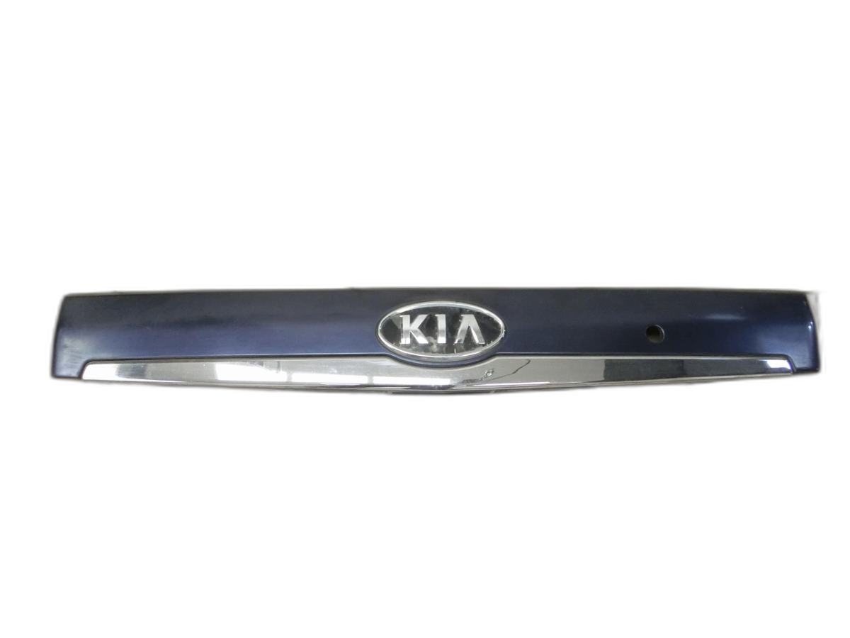 KIA Carnival 3 III VQ 05-10  Griffleiste Griff aussen für Heckklappe K5 - Bild 1