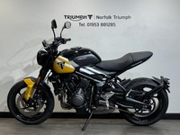 2025 Triumph Trident 660 - 900 Lings Savings!