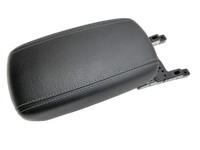 KIA Stonic YB 17-20 Armlehne Mittelarmlehne Auflage KIA Stonic YB 17-20 09.12.2019 1904113276 gebraucht Vorschau 1