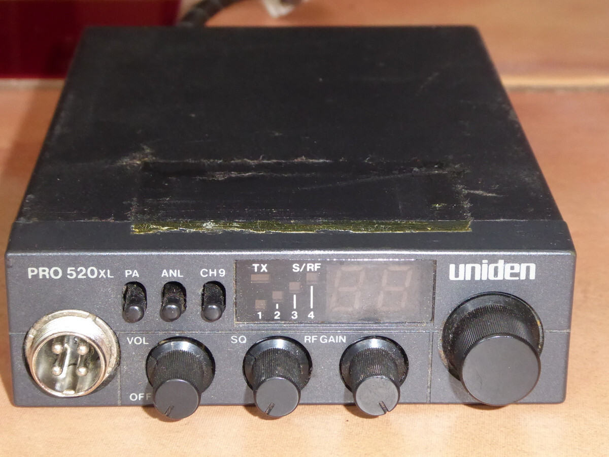 Uniden Pro520XL 40-Channel CB Radio