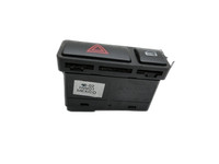 BMW E46 325i 02-06 Warnblinkschalter Schalter ZV Zentralverriegelung BMW E46 325i 02-06 04.03.2003 8368920... Vorschau 1