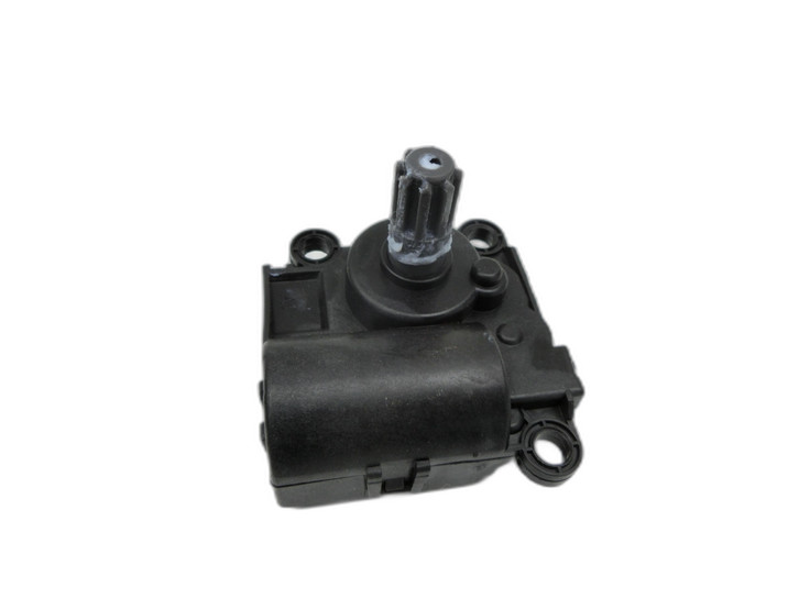 Hyundai Tucson IV NX4 20-23 Luftklappenstellmotor Stellmotor Pos.1 Hyundai Tucson IV NX4 20-23 31.08.2021 LFDBA01... Bild 1
