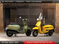Lambretta V 50cc *RIDE FROM 16 YEARS OLD OR PRE 2001 CAR LICENCE*